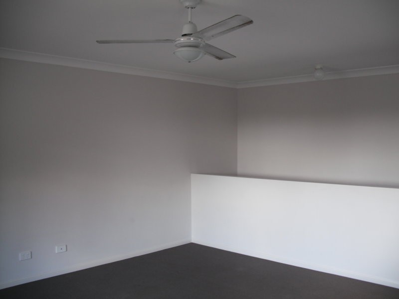 6 Heuer Close, Goodna QLD 4300