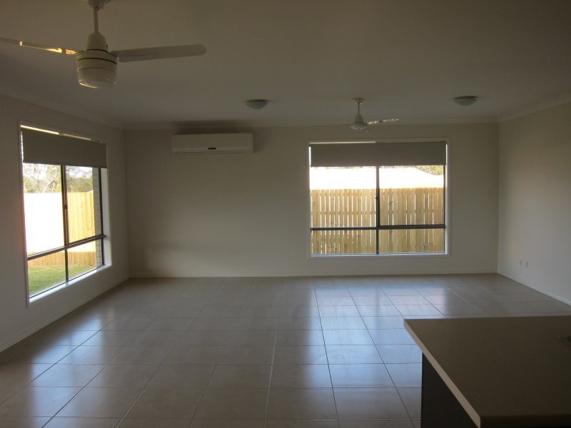 118 Whitmore Crescent, Goodna QLD 4300