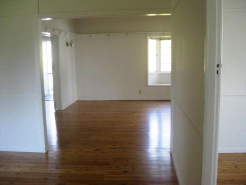 4 Castor Road, Wavell Heights QLD 4012