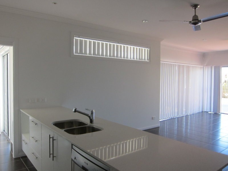 52 Liberty Circuit, North Lakes QLD 4509