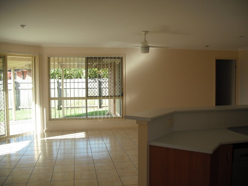 1 Gahnia Street, Victoria Point QLD 4165