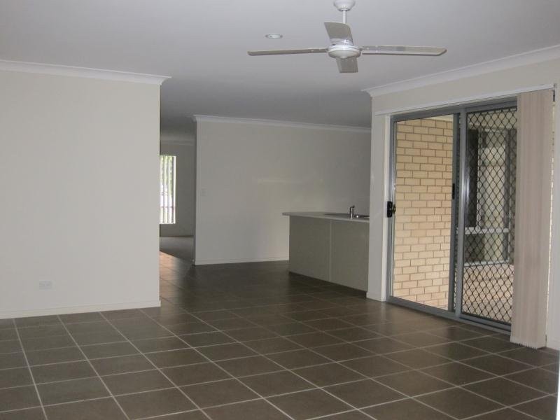 4 Wilkinson Court, Warner QLD 4500