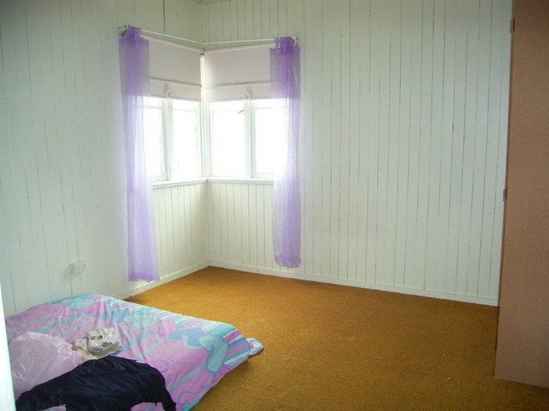 329 Bridge St, Newtown QLD 4350