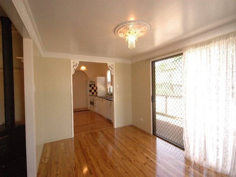 87 North Street, Harlaxton QLD 4350