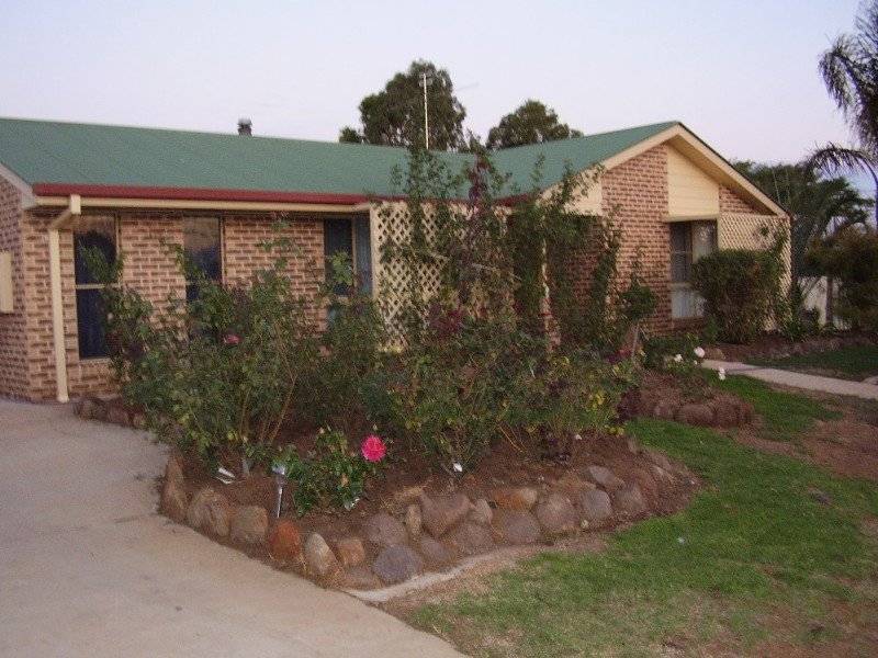 11 McLeod Court, Wyreema QLD 4352