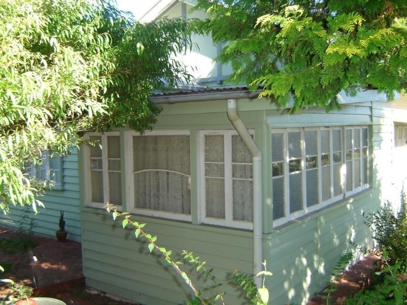 96 North Street, North Toowoomba QLD 4350