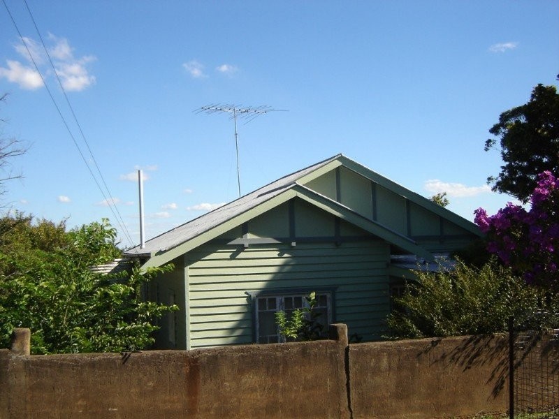 96 North Street, North Toowoomba QLD 4350