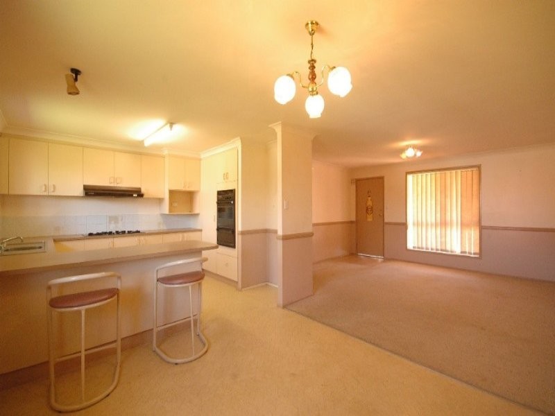 4 Coolawin Court, Wilsonton QLD 4350