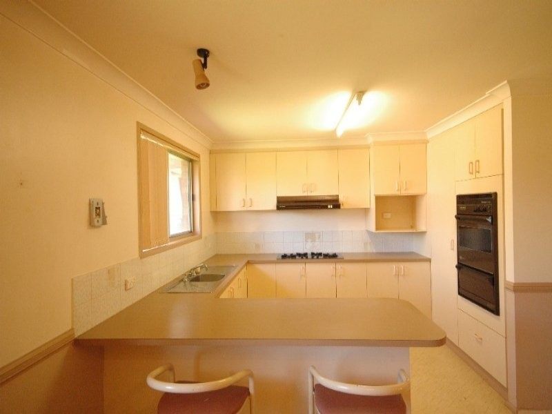 4 Coolawin Court, Wilsonton QLD 4350