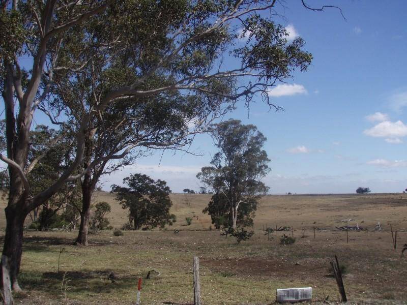 8 Oakdale Place, Highfields QLD 4352