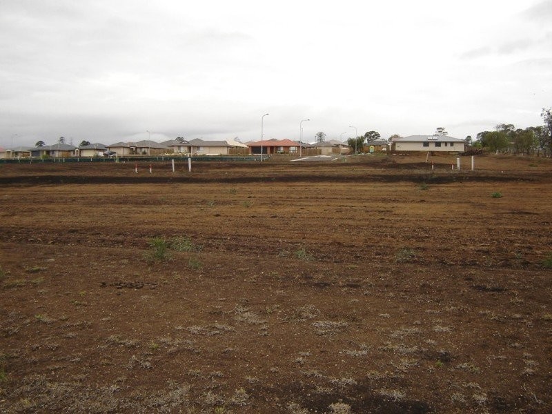 Lot 109 Sunset Drive, Glenvale QLD 4350