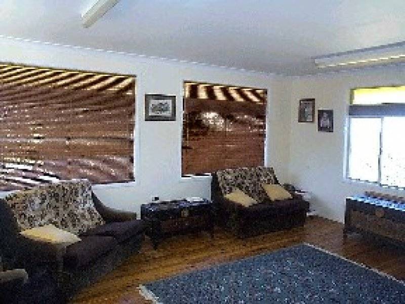 9 Martini Street, Mount Lofty QLD 4350