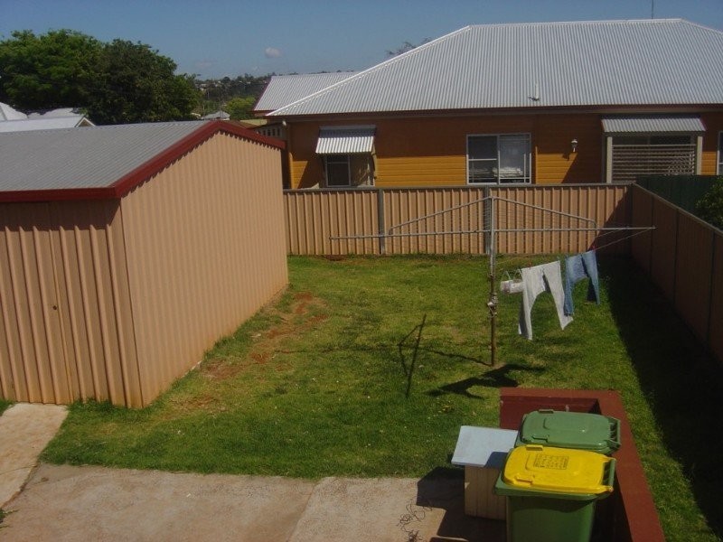 267 Hume St, South Toowoomba QLD 4350