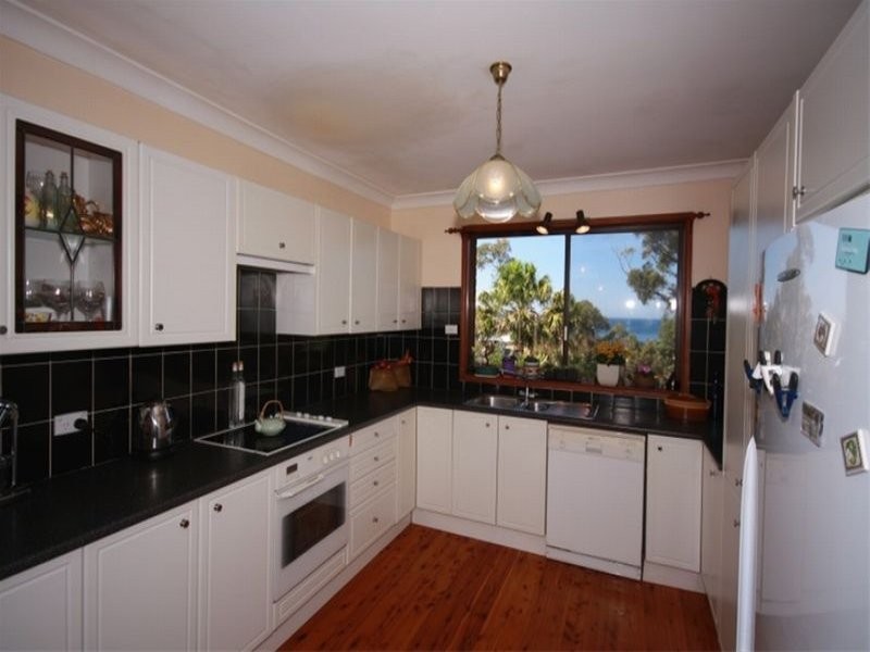 25 Chellow Dene Avenue, Stanwell Park NSW 2508