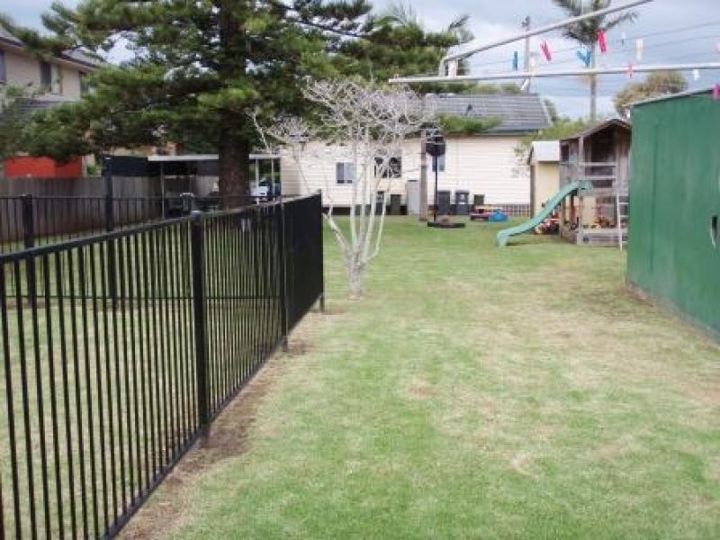 54 Cawley Street, Bellambi NSW 2518