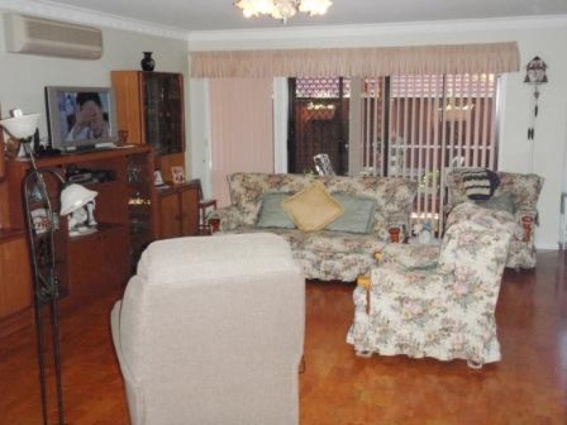 6 Grandiflora Terrace, Woonona NSW 2517