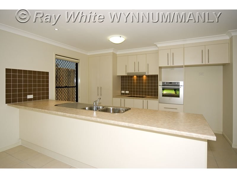 103 Kamarin Street, Manly West QLD 4179
