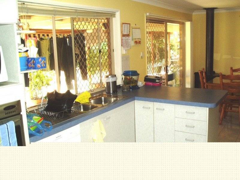 16 Webber Place, Wynnum West QLD 4178