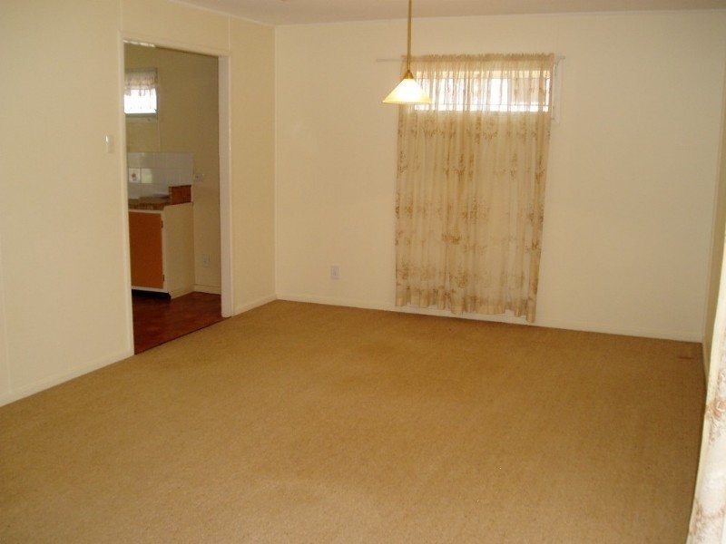 166 Randall Rd, Wynnum West QLD 4178