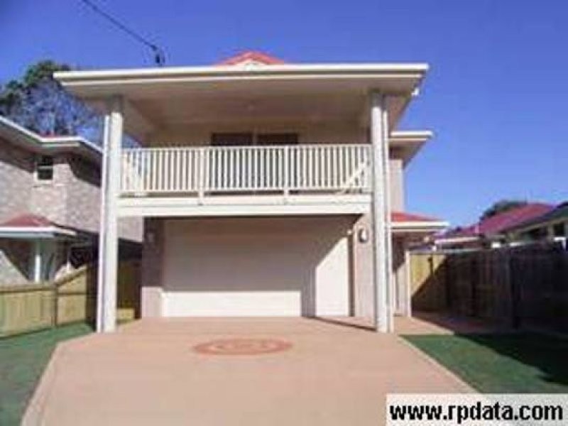 112 Drayton Tce, Wynnum QLD 4178