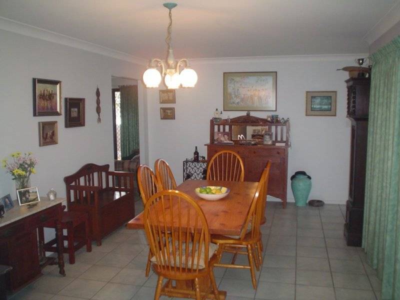 10 Marzena Close, Moggill QLD 4070