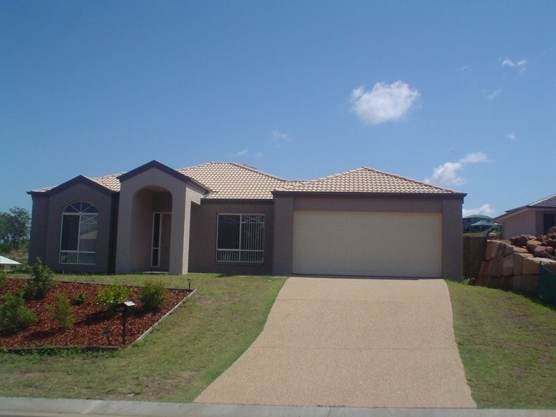 15 Stanaway Place, Bellbowrie QLD 4070