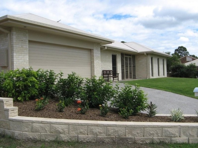 32 Church Road, Bellbowrie QLD 4070