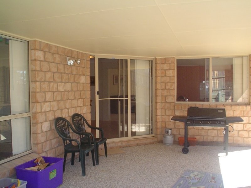 25 Yaggera Place, Bellbowrie QLD 4070