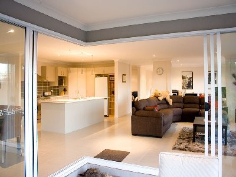 3 Stanaway Place, Bellbowrie QLD 4070