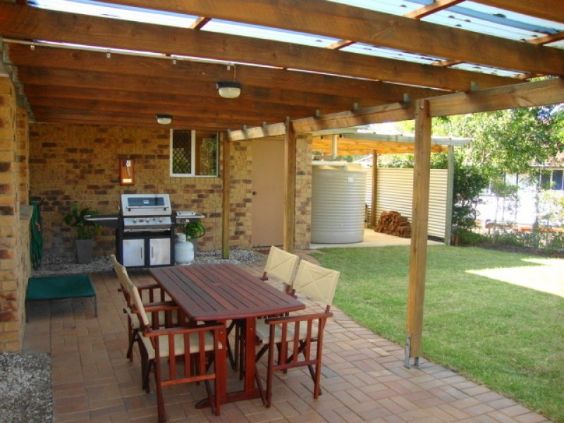 6 Oakmont Grove, Karana Downs QLD 4306