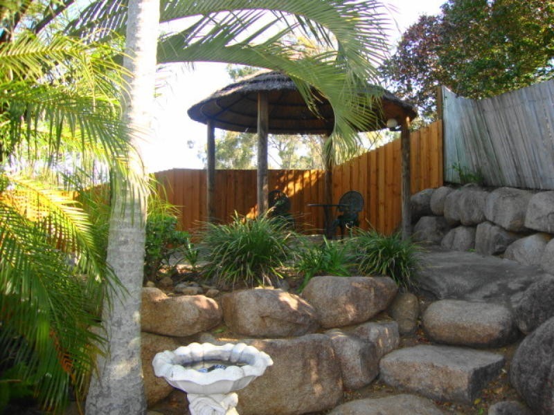 6 Oakmont Grove, Karana Downs QLD 4306