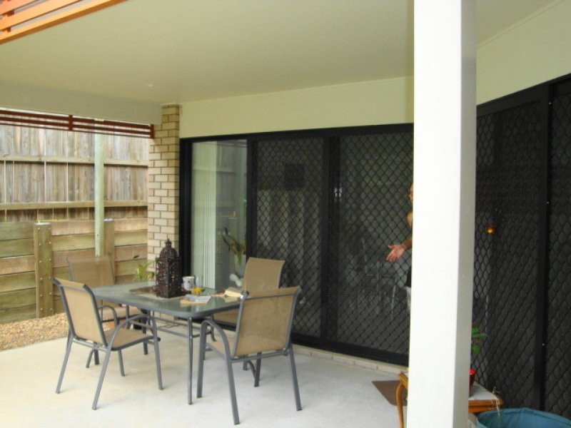 4 Zoe Place, Moggill QLD 4070