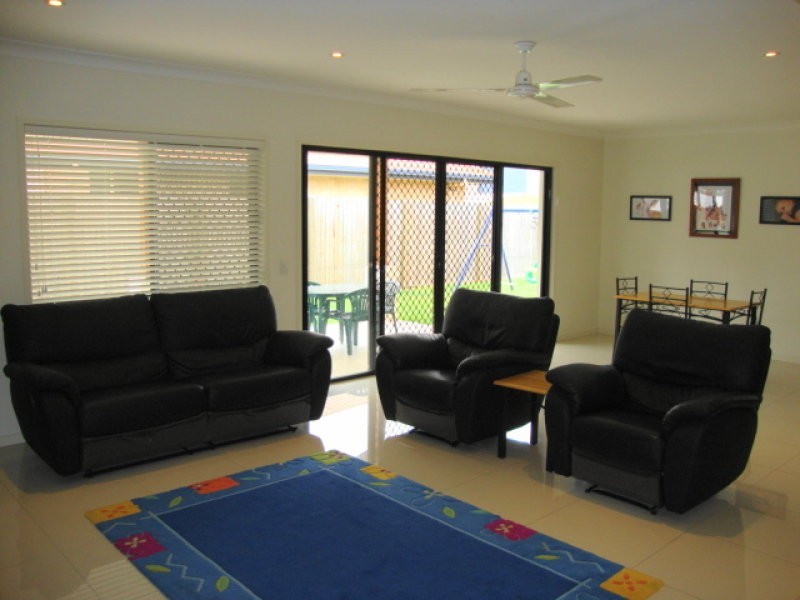 5 Regency Crescent, Moggill QLD 4070