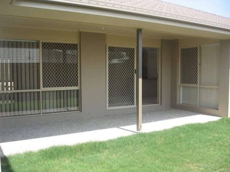 19 Oleosa Close, Moggill QLD 4070