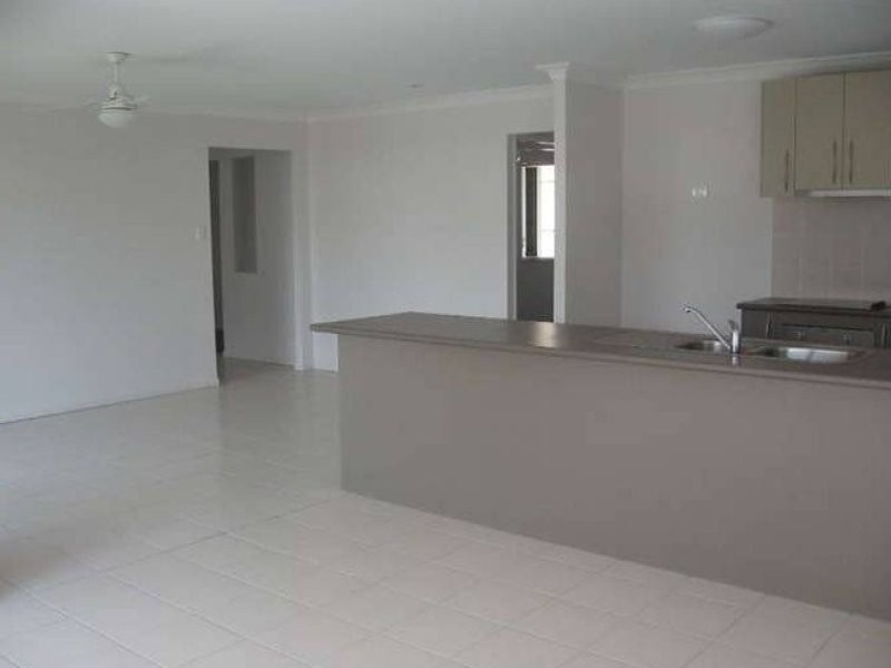 19 Oleosa Close, Moggill QLD 4070