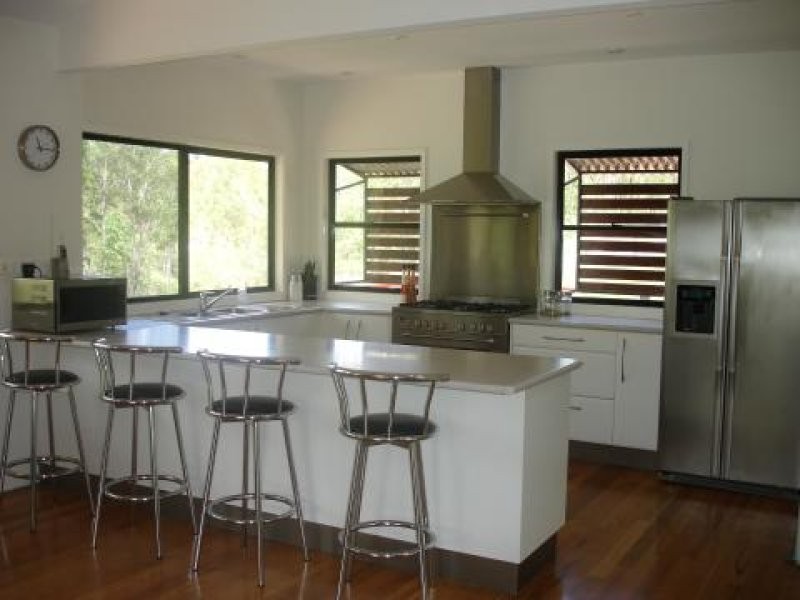 207 George Holt Drive, Mount Crosby QLD 4306