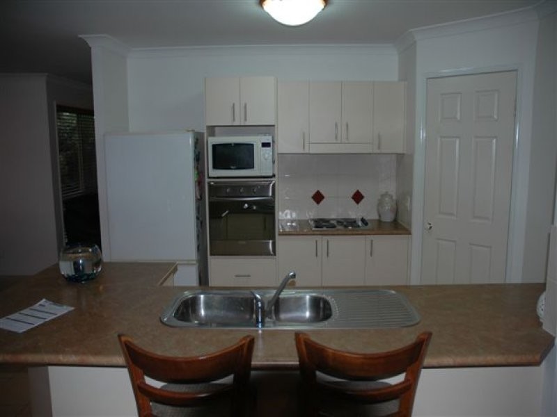 11 Beaufort Crescent, Moggill QLD 4070