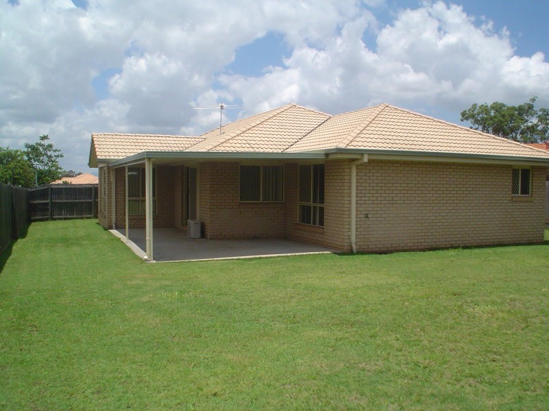 64 Crestwood Place, Moggill QLD 4070