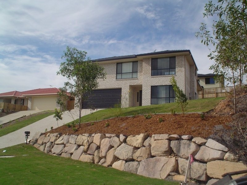 71 Lagoon Crescent, Bellbowrie QLD 4070