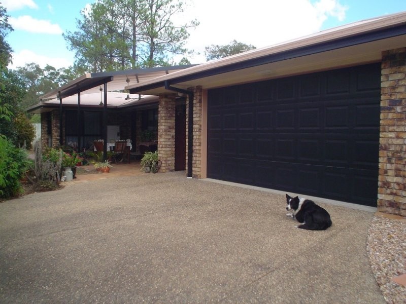 10 Marzena Close, Moggill QLD 4070