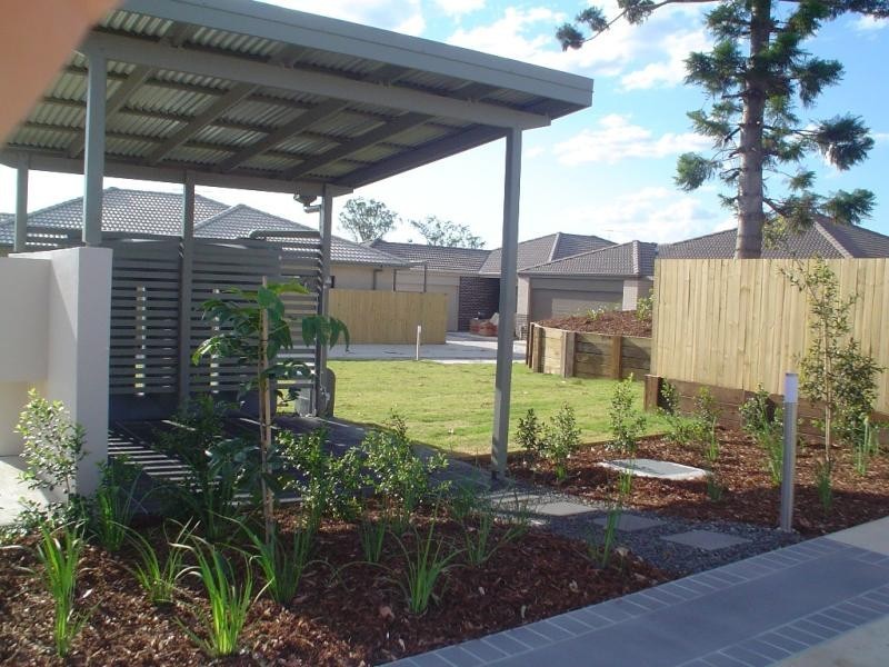 98 Joseph Ave, Moggill QLD 4070