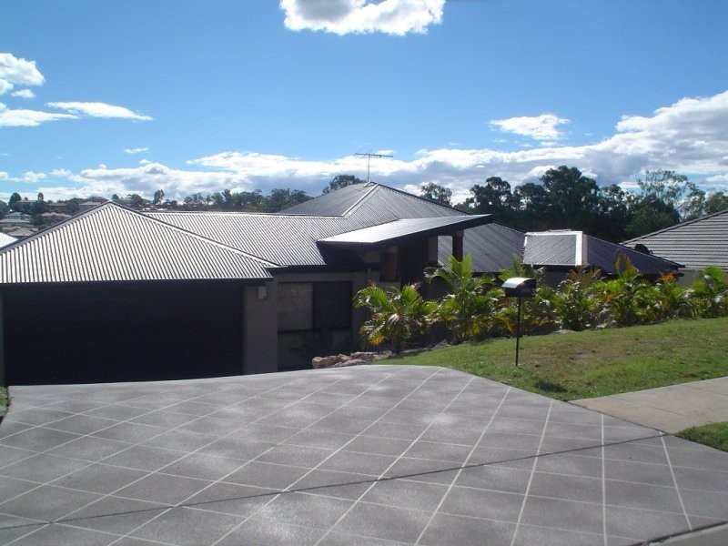 3 Arthur Terrace, Moggill QLD 4070