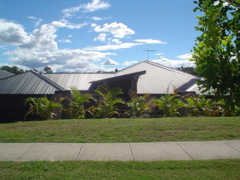 3 Arthur Terrace, Moggill QLD 4070