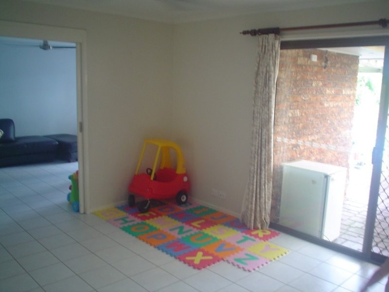 14 Pandian Crescent, Bellbowrie QLD 4070