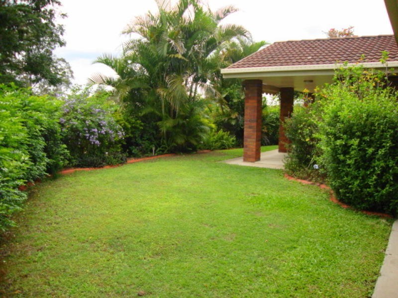 28 Pinkwood Street, Bellbowrie QLD 4070