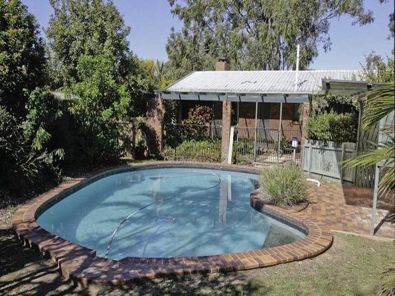 4 Jingara Court, Karana Downs QLD 4306