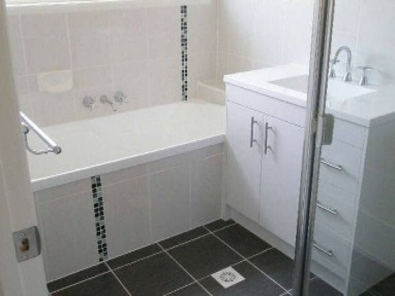 22 Regency Crescent, Moggill QLD 4070