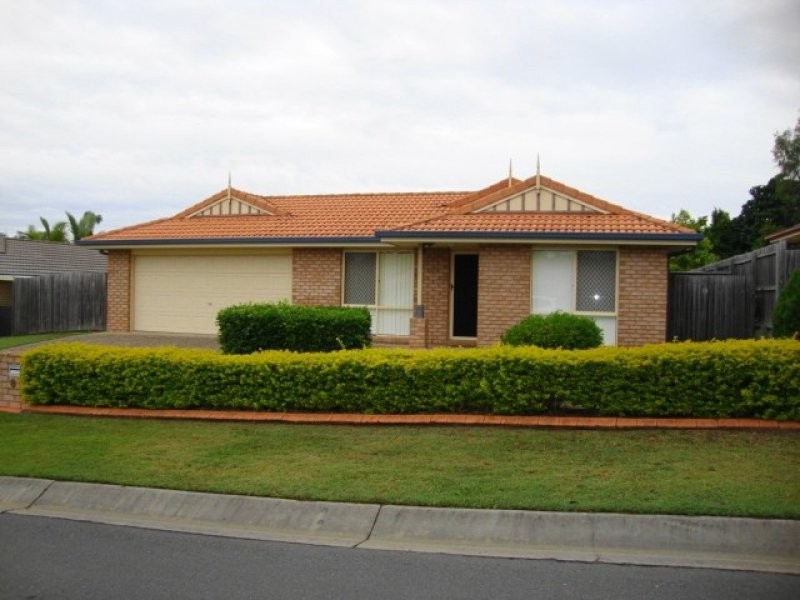 8 Volterra Place, Moggill QLD 4070