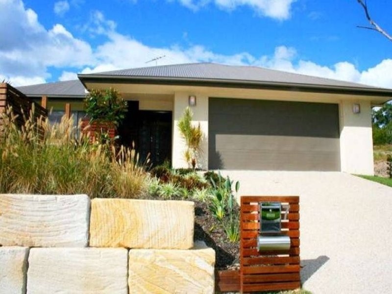 7 Corymbia Crescent, Anstead QLD 4070