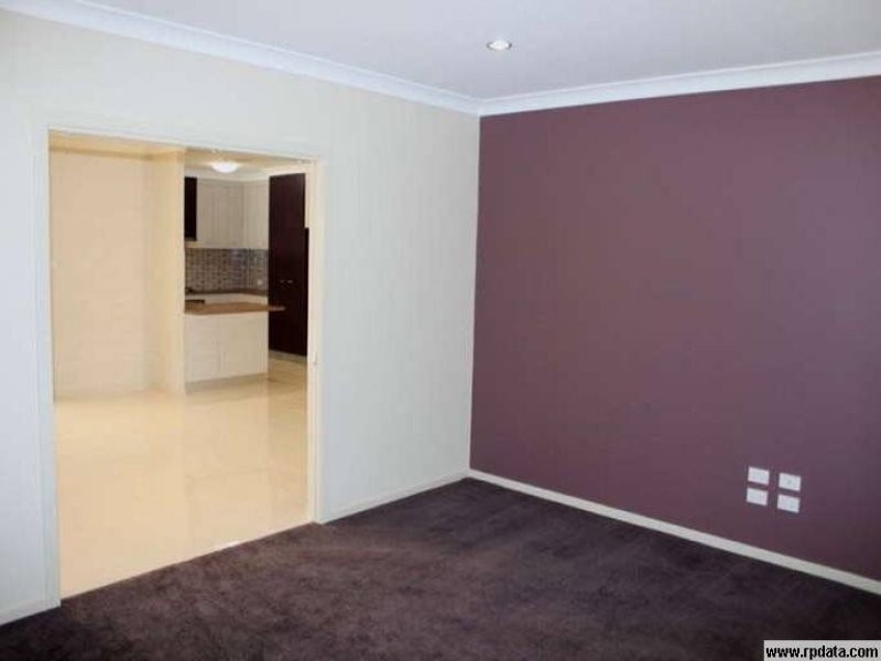 7 Corymbia Crescent, Anstead QLD 4070
